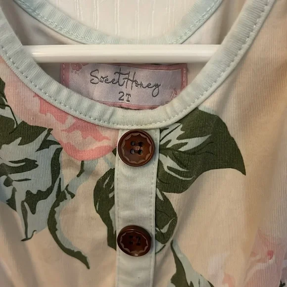 SweetHoney - Picture 3 of 6